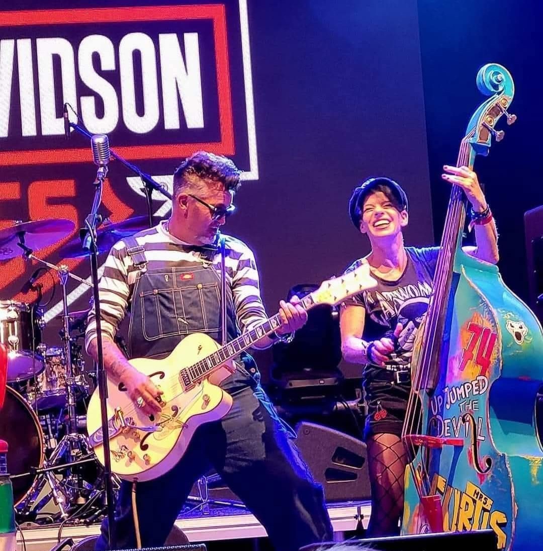 Die Band Mr. & Mrs. Curtis © Mr. & Mrs. Curtis