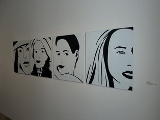 Vier schwarz-weiß Portraits von Frauen